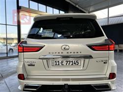 Lexus LX